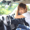 ジャンルを問わない幅広い音楽センスと透き通るような高音と甘く艶やかな美声で多くの観客を魅了するイケメンシンガー。