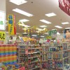 お買い物やジムのついでに立ち寄れる、便利で優しい薬屋さん。漢方試飲、フェイシャルエステも体験できます。